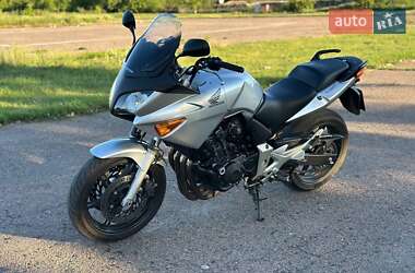 Мотоцикл Спорт-туризм Honda CBF 600S 2005 в 