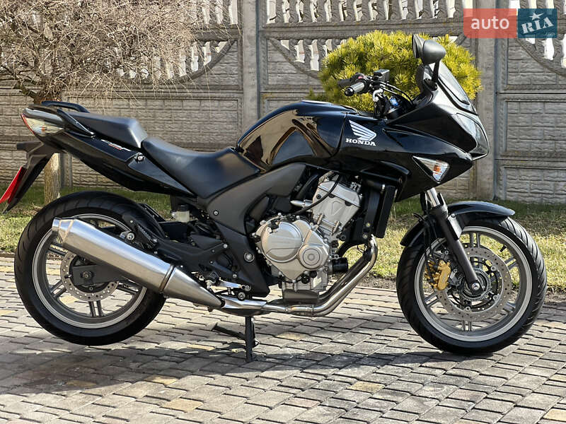 Мотоцикл Спорт-туризм Honda CBF 600SA 2008 в 