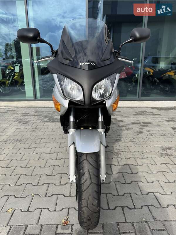 Мотоцикл Спорт-туризм Honda CBF 600SA 2004 в Ровно фото 3 Мотоцикл Спорт-туризм Honda CBF 600SA 2004 в Ровно