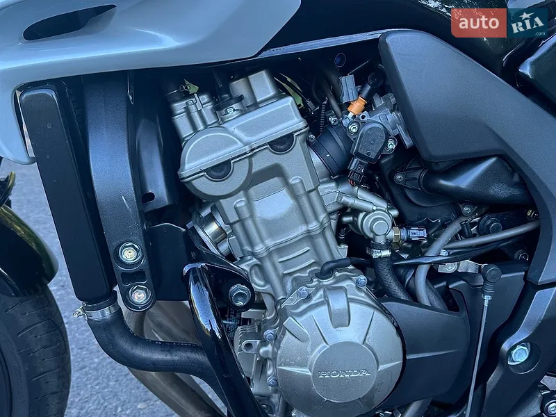 Honda CBF 600SA 2010 VIN ZDCPC43B0AF049627 фото оголошення 8 з 35