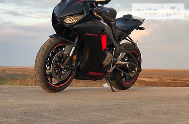 Спортбайк Honda CBR 1000F 2018 в Килии