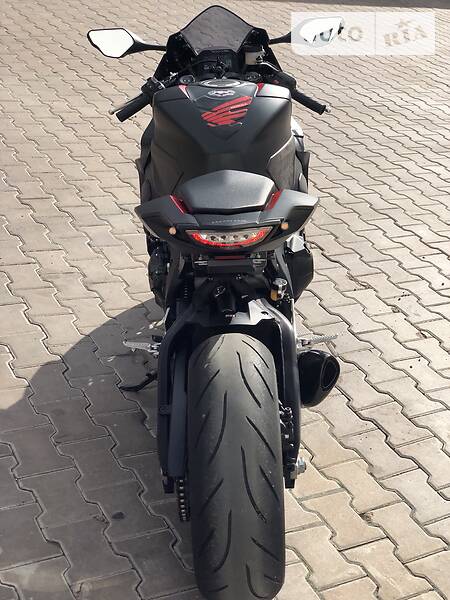 Мотоцикл Супермото (Motard) Honda CBR 1000F 2017 в Тернополі