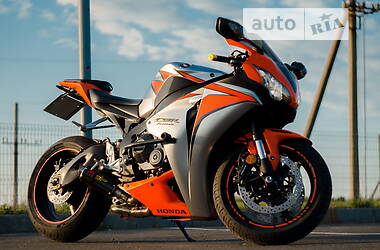 Спортбайк Honda CBR 1000F 2010 в Миколаєві