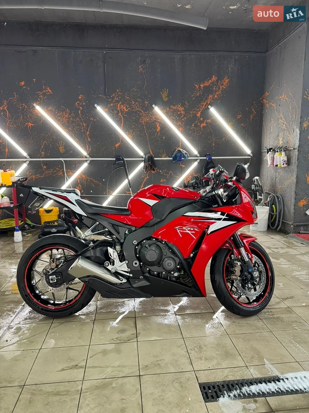 Honda CBR 1000RA 2011 VIN JH2SC59C4CK301168 фото оголошення 2 з 5