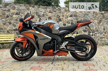 Спортбайк Honda CBR 1000RR 2010 в Коломаке