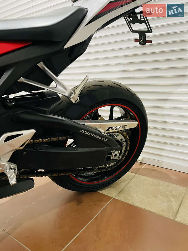 Спортбайк Honda CBR 1000RR 2012 в Києві