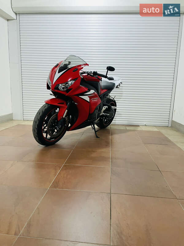 Спортбайк Honda CBR 1000RR 2012 в Києві