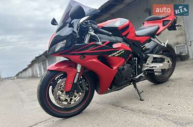 Спортбайк Honda CBR 1000RR 2007 в Днепре
