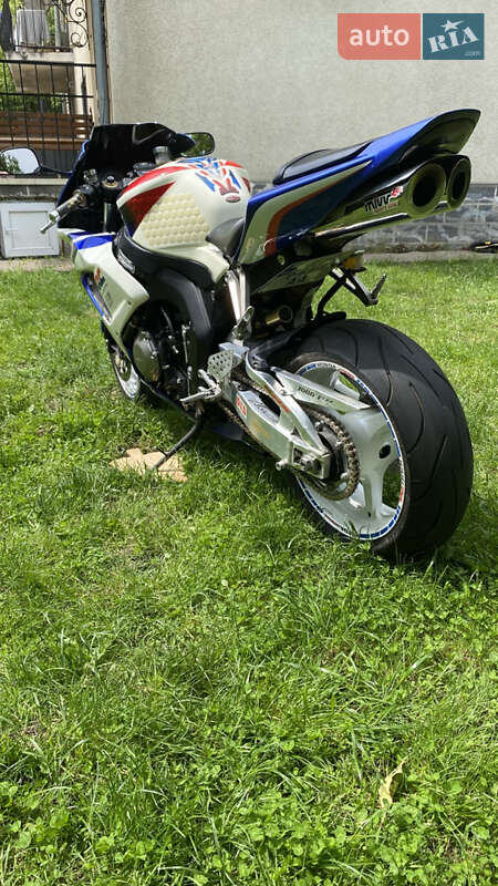 Спортбайк Honda CBR 1000RR 2006 в Ивано-Франковске