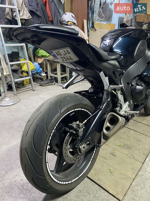 Спортбайк Honda CBR 1000RR 2008 в Богдановке