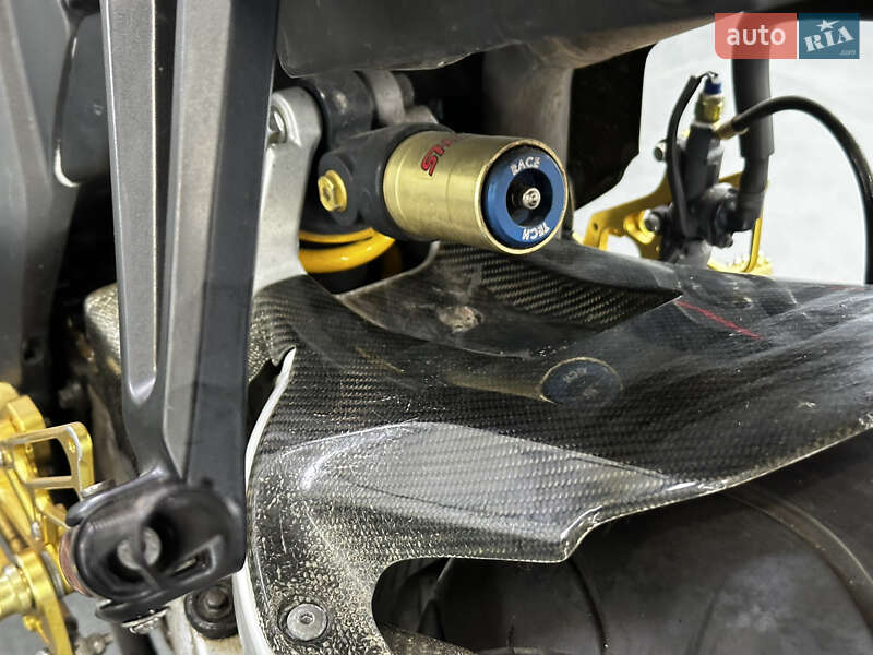 Спортбайк Honda CBR 1000RR 2007 в Киеве фото 15 Спортбайк Honda CBR 1000RR 2007 в Киеве