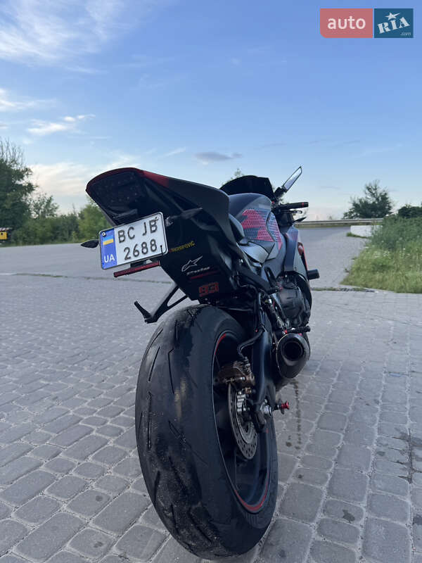 Спортбайк Honda CBR 1000RR 2012 в Жовкві