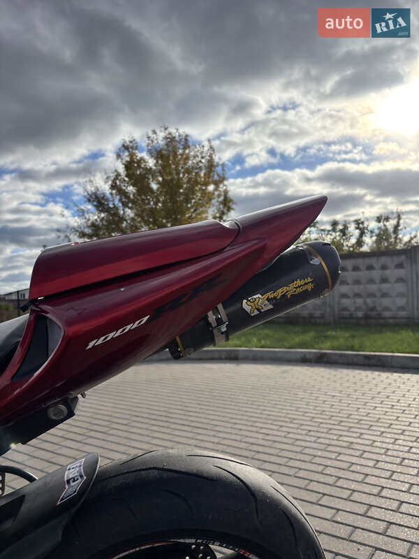 Спортбайк Honda CBR 1000RR 2005 в Вінниці
