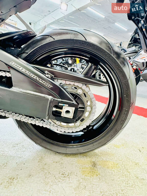 Спортбайк Honda CBR 1000RR 2009 в Одесі фото 18 Спортбайк Honda CBR 1000RR 2009 в Одесі