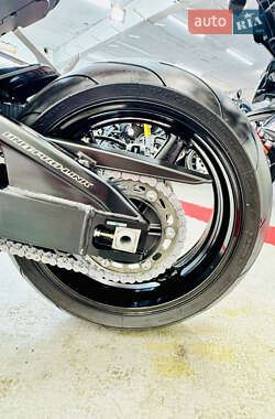 Спортбайк Honda CBR 1000RR 2009 в 