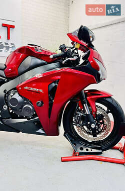 Спортбайк Honda CBR 1000RR 2009 в 