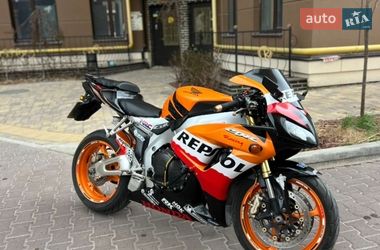 Спортбайк Honda CBR 1000RR 2007 в Києві