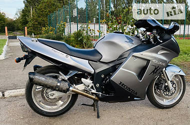 Мотоцикл Спорт-туризм Honda CBR 1100 2006 в Голованівську