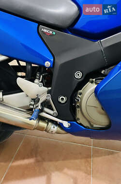 Мотоцикл Спорт-туризм Honda CBR 1100XX 2001 в 