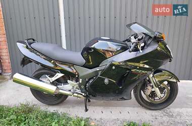 Спортбайк Honda CBR 1100XX 2001 в 