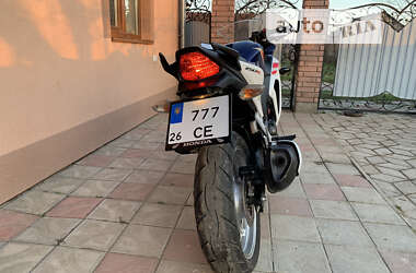 Спортбайк Honda CBR 250R 2011 в Черновцах