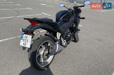 Мотоцикл Многоцелевой (All-round) Honda CBR 250R 2012 в 
