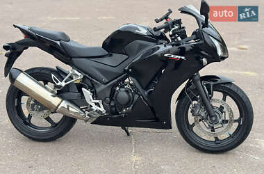 Мотоцикл Спорт-туризм Honda CBR 250R 2014 в Сновську