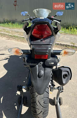 Мотоцикл Спорт-туризм Honda CBR 250R 2011 в 