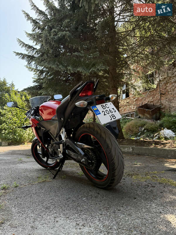 Спортбайк Honda CBR 250R 2014 в Львове