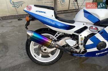 Спортбайк Honda CBR 250R 2011 в Миколаєві