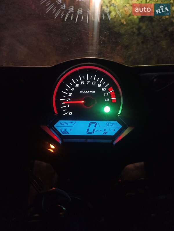 Спортбайк Honda CBR 250R 2011 в Каменском фото 8 Спортбайк Honda CBR 250R 2011 в Каменском