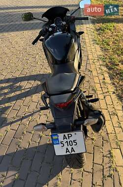 Спортивные снегоходы Honda CBR 250R 2012 в 