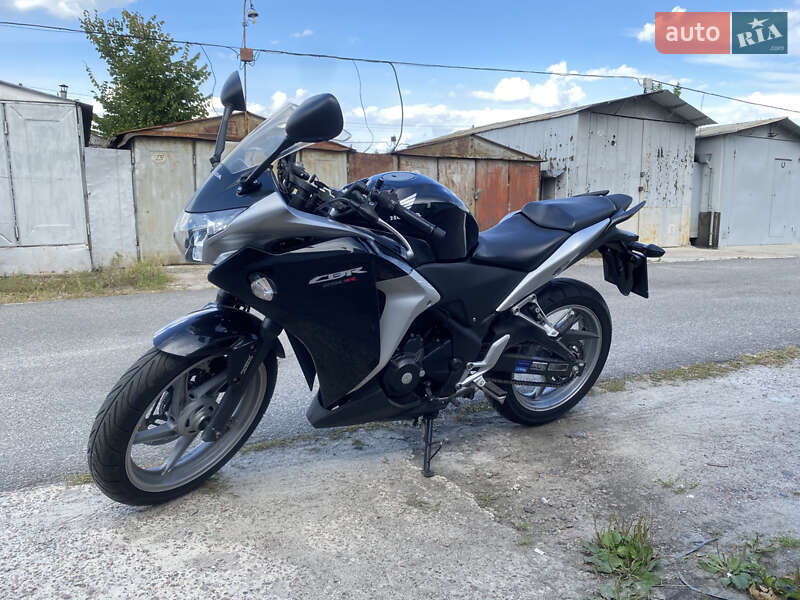 Honda CBR 250R 2012