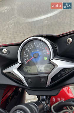Спортбайк Honda CBR 250R 2016 в 