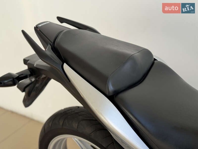 Спортбайк Honda CBR 250R 2015 в Киеве