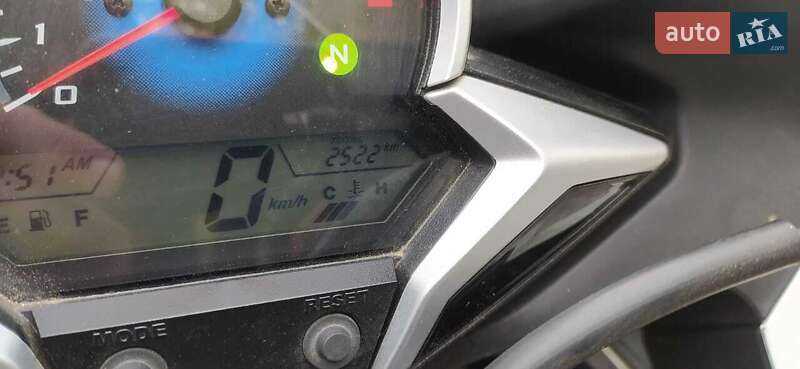 Спортбайк Honda CBR 250R 2014 в Днепре фото 2 Спортбайк Honda CBR 250R 2014 в Днепре