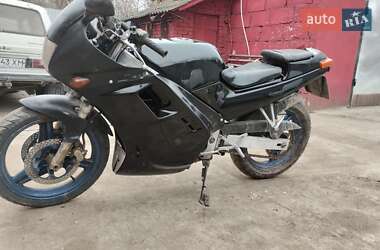 Мотоцикл Многоцелевой (All-round) Honda CBR 250RR 1994 в 