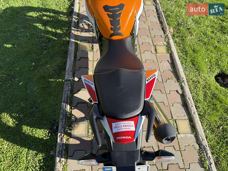 Спортбайк Honda CBR 300R 2015 в Миколаєві фото 8 Спортбайк Honda CBR 300R 2015 в Миколаєві