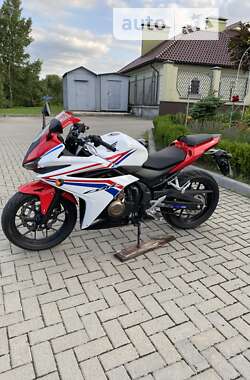 Мотоцикл Спорт-туризм Honda CBR 400R 2016 в 