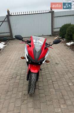 Спортбайк Honda CBR 400R 2016 в Белой Церкви