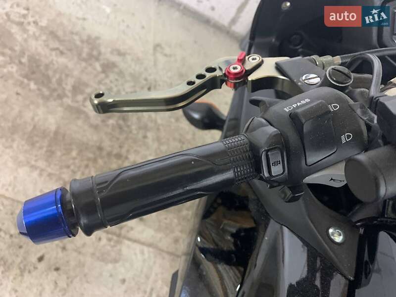 Спортбайк Honda CBR 400R 2013 в Козятині