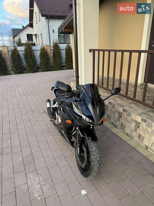 Спортбайк Honda CBR 400R 2017 в Львове