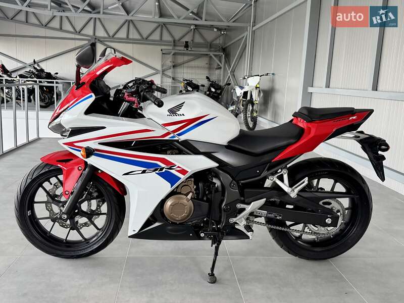 Спортбайк Honda CBR 400R 2017 в Хмельницком