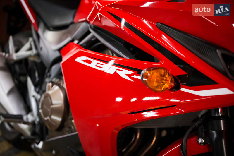 Спортбайк Honda CBR 400R 2015 в Днепре