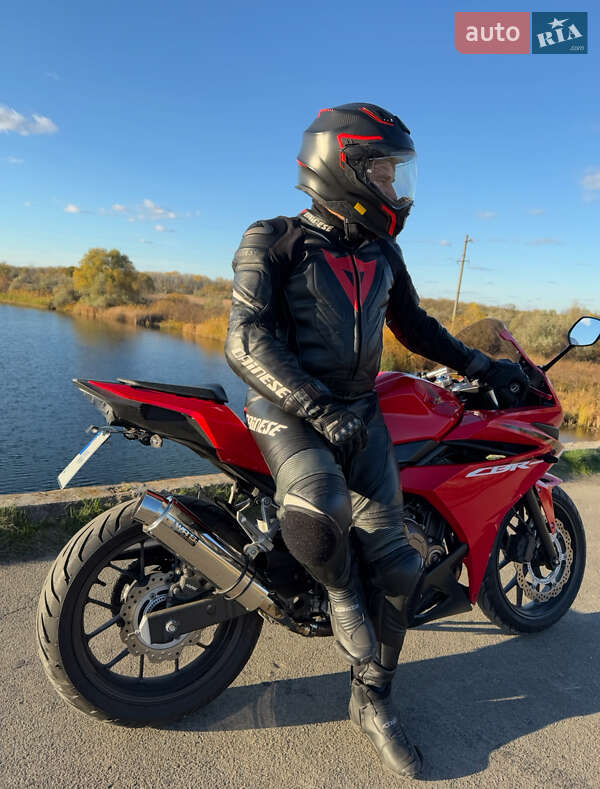 Спортбайк Honda CBR 400R 2017 в Днепре