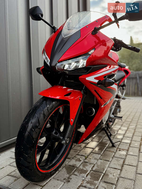 Мотоцикл Спорт-туризм Honda CBR 400R 2018 в Луцке фото 2 Мотоцикл Спорт-туризм Honda CBR 400R 2018 в Луцке