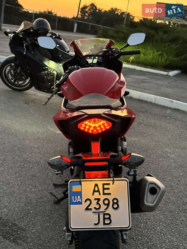 Мотоцикл Спорт-туризм Honda CBR 400R 2016 в Киеве