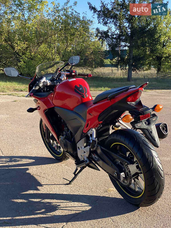 Мотоцикл Без обтікачів (Naked bike) Honda CBR 400R 2013 в Сновську фото 4 Мотоцикл Без обтікачів (Naked bike) Honda CBR 400R 2013 в Сновську