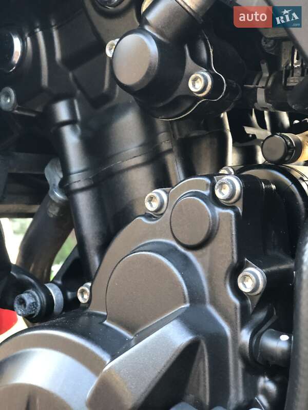 Мотоцикл Спорт-туризм Honda CBR 400R 2013 в Умани фото 7 Мотоцикл Спорт-туризм Honda CBR 400R 2013 в Умани