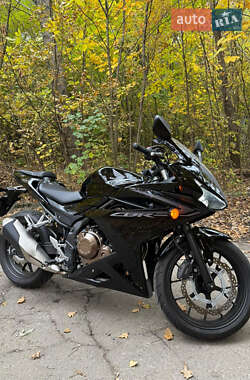 Спортбайк Honda CBR 400R 2016 в Киеве Спортбайк Honda CBR 400R 2016 в Киеве